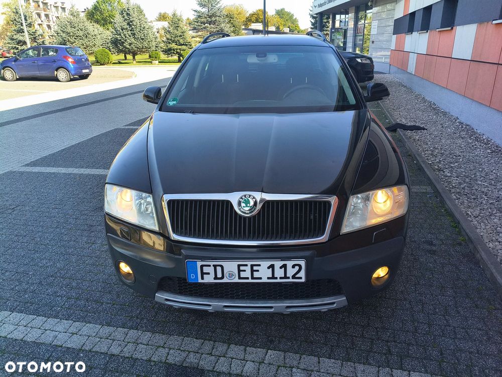 Skoda Octavia 2.0 TDI DPF 4x4 Scout - 5