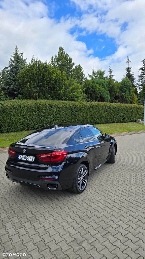 BMW X6 xDrive40d - 18