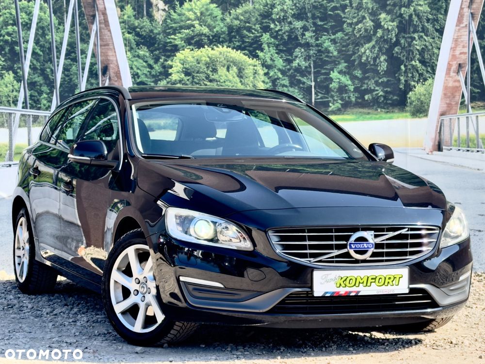 Volvo V60 D4 Geartronic Momentum - 2