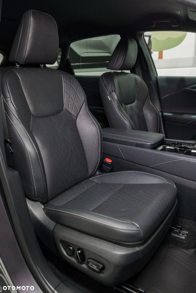 Lexus RX 450h+ Prestige - 26