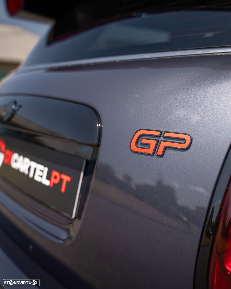 MINI 3 Portas John Cooper Works GP - 13