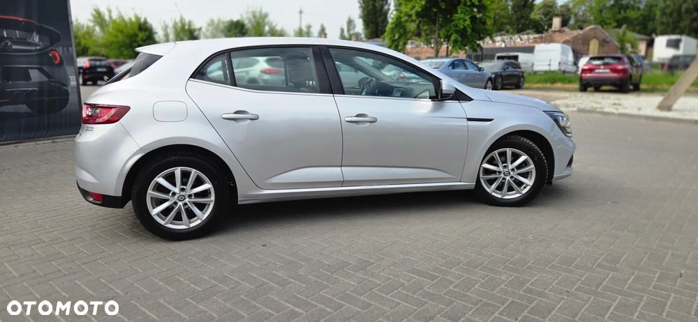 Renault Megane BLUE dCi 115 EDC INTENS - 17