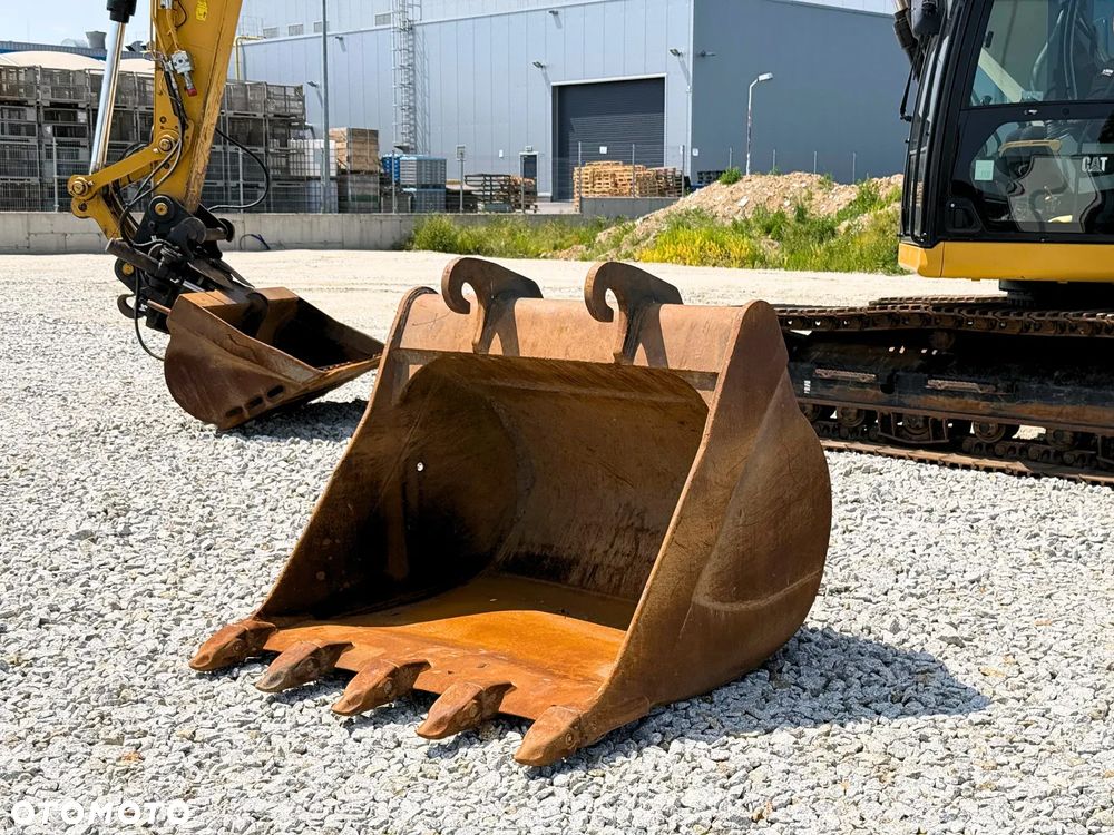 Caterpillar KOPARKA GĄSIENICOWA / 323 / 07B / CAT - 20