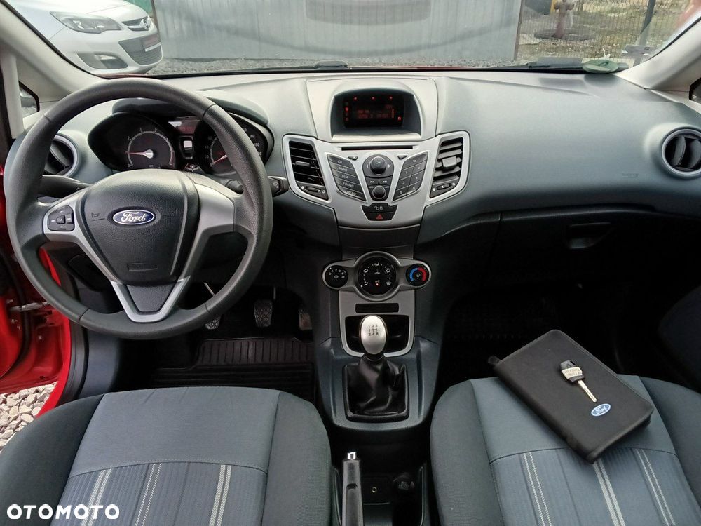 Ford Fiesta - 8