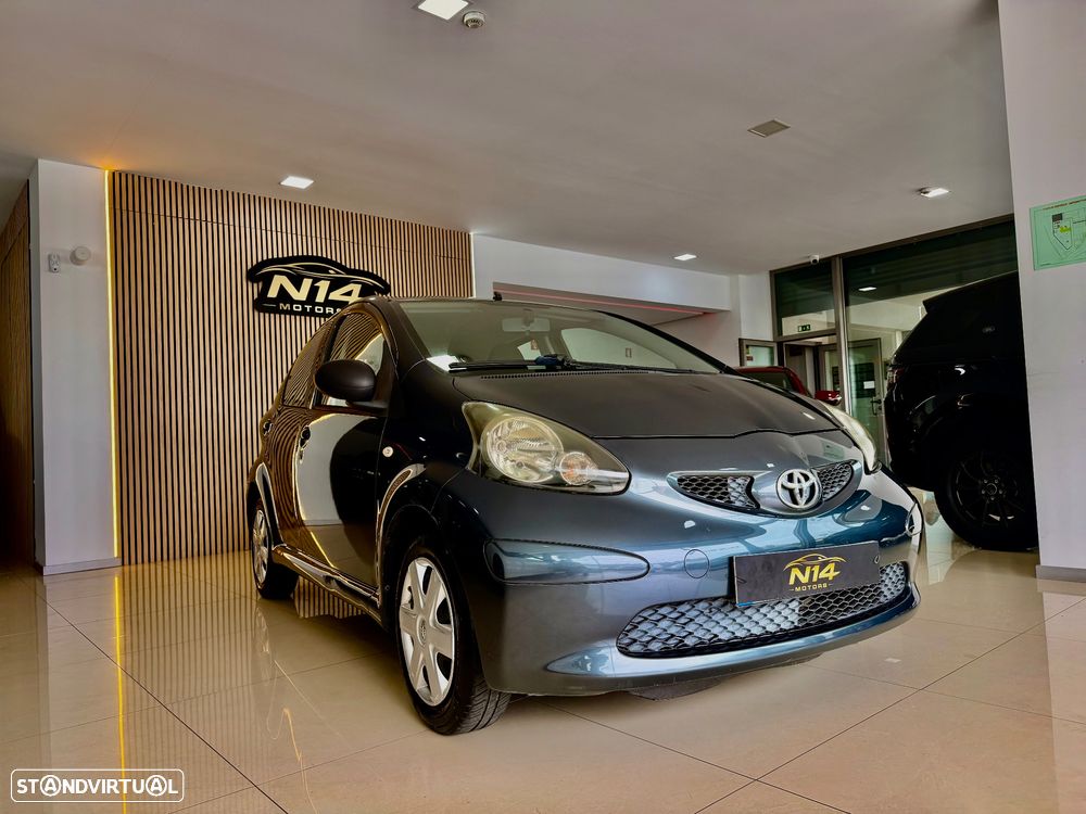 Toyota Aygo 1.0 + AC - 4