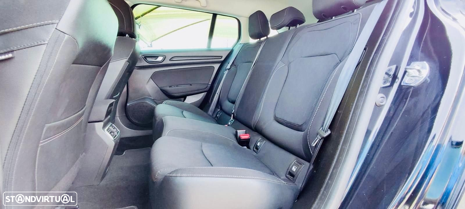 Renault Mégane 1.3 TCe Limited EDC - 18