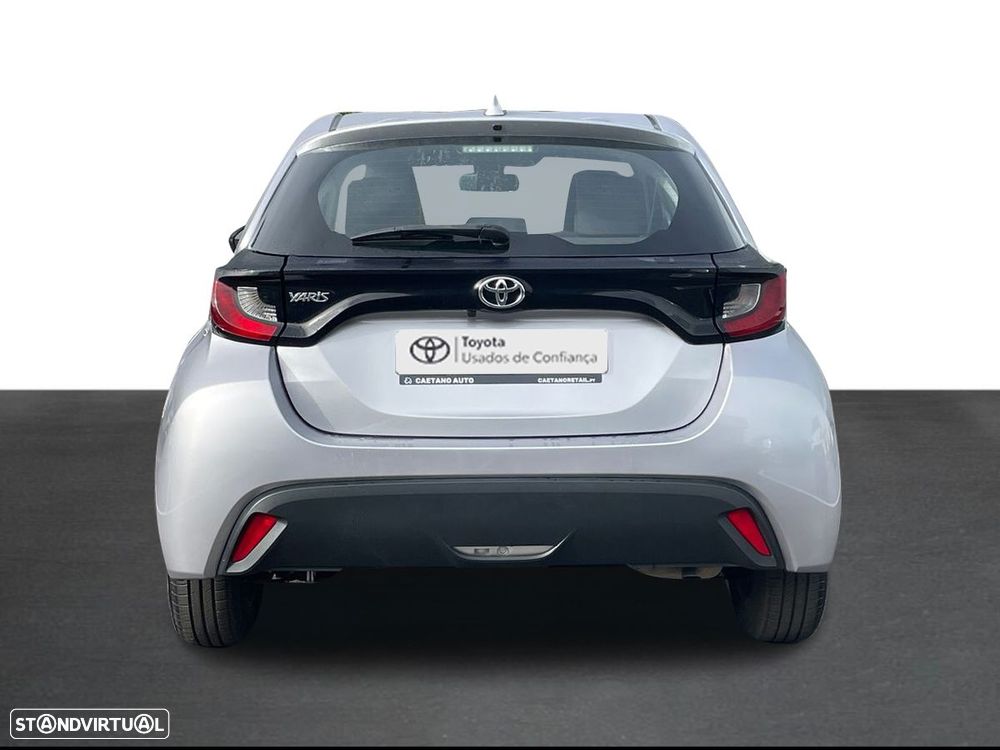 Toyota Yaris - 4