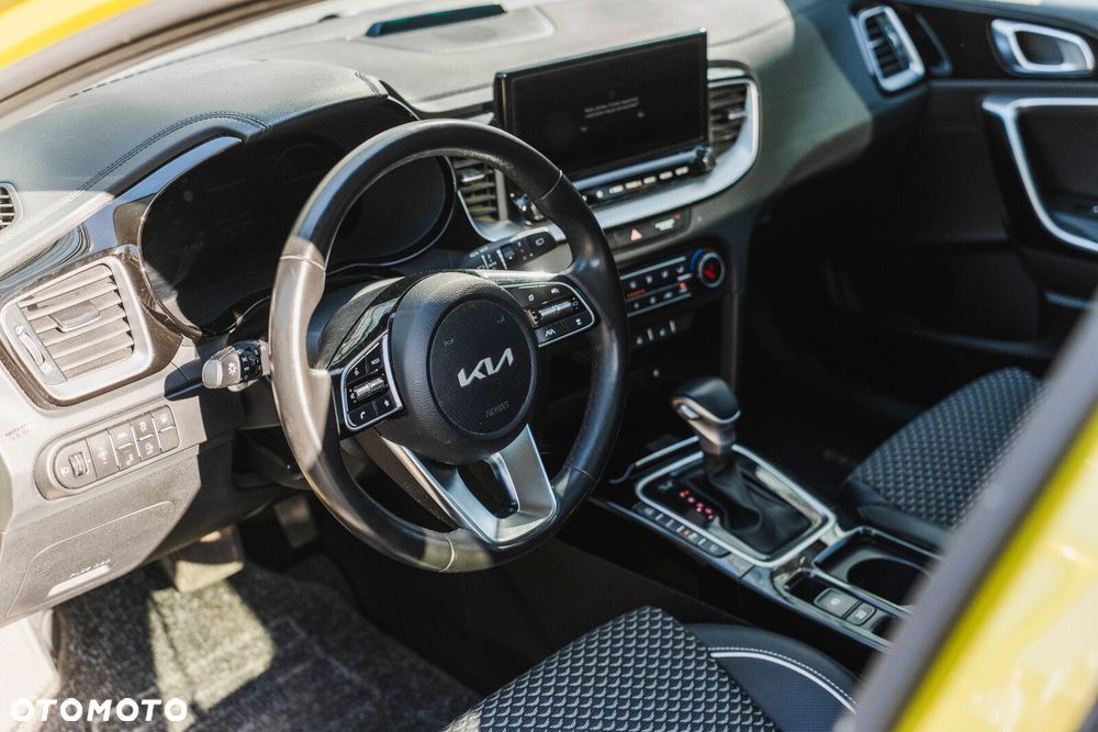 Kia XCeed - 20