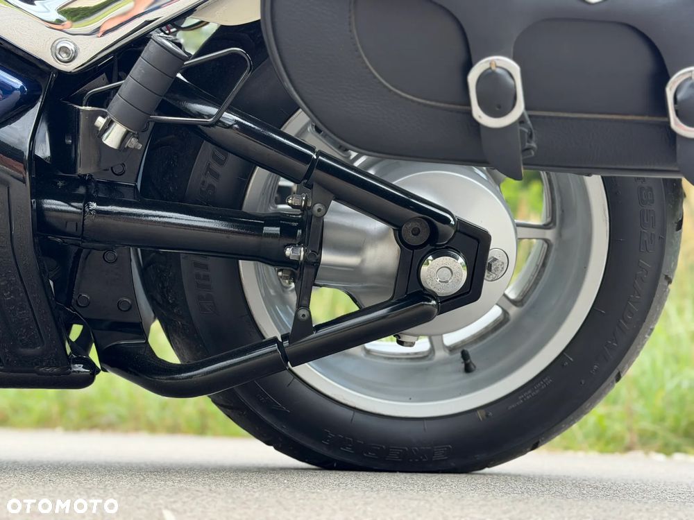 Suzuki Boulevard - 9