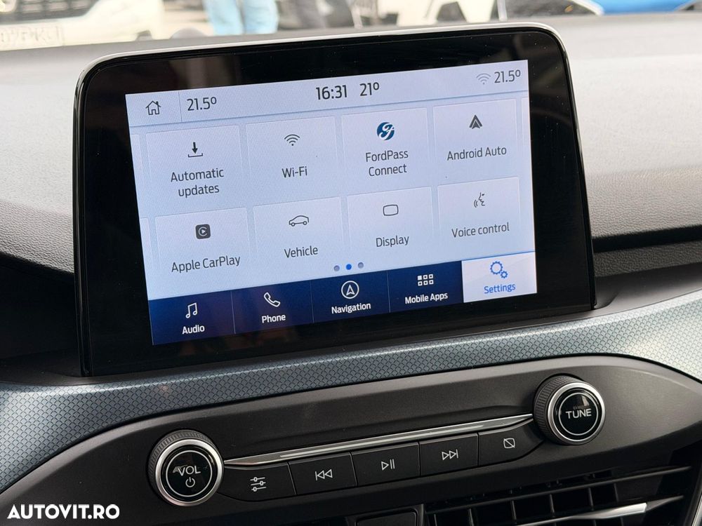 Ford Focus 1.0 EcoBoost Active Business - 28