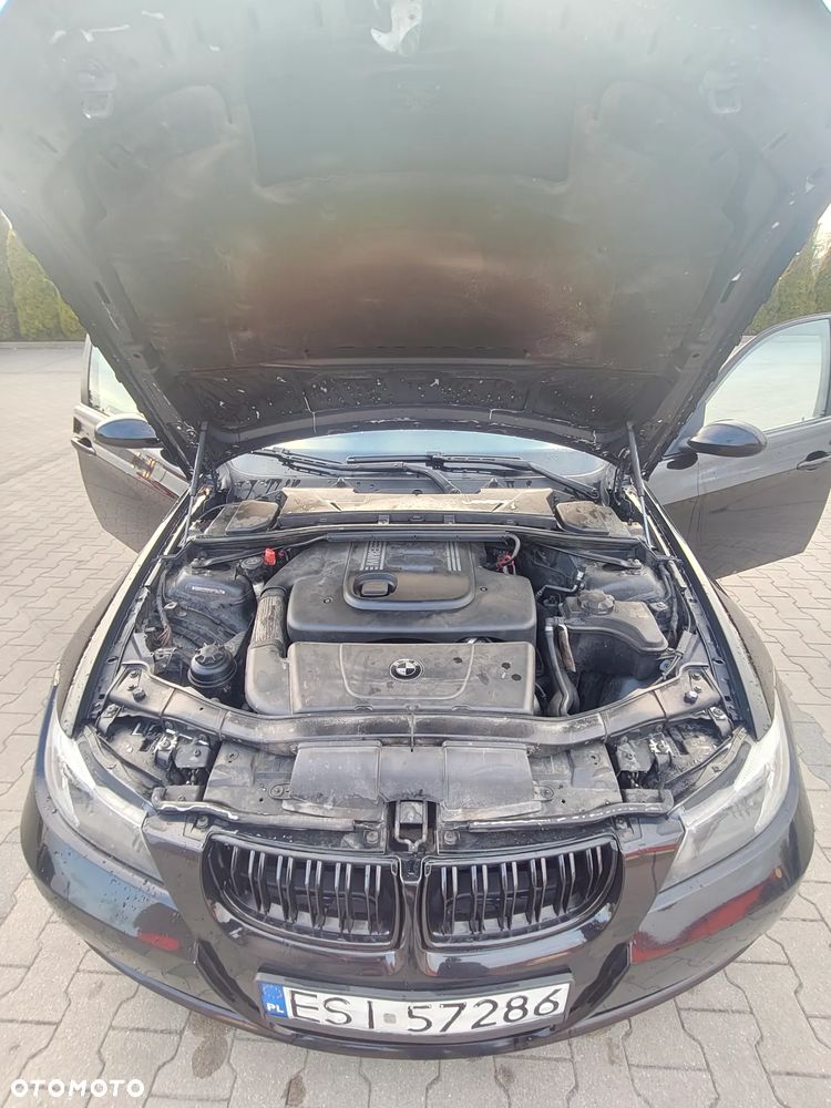 BMW Seria 3 320d DPF - 25
