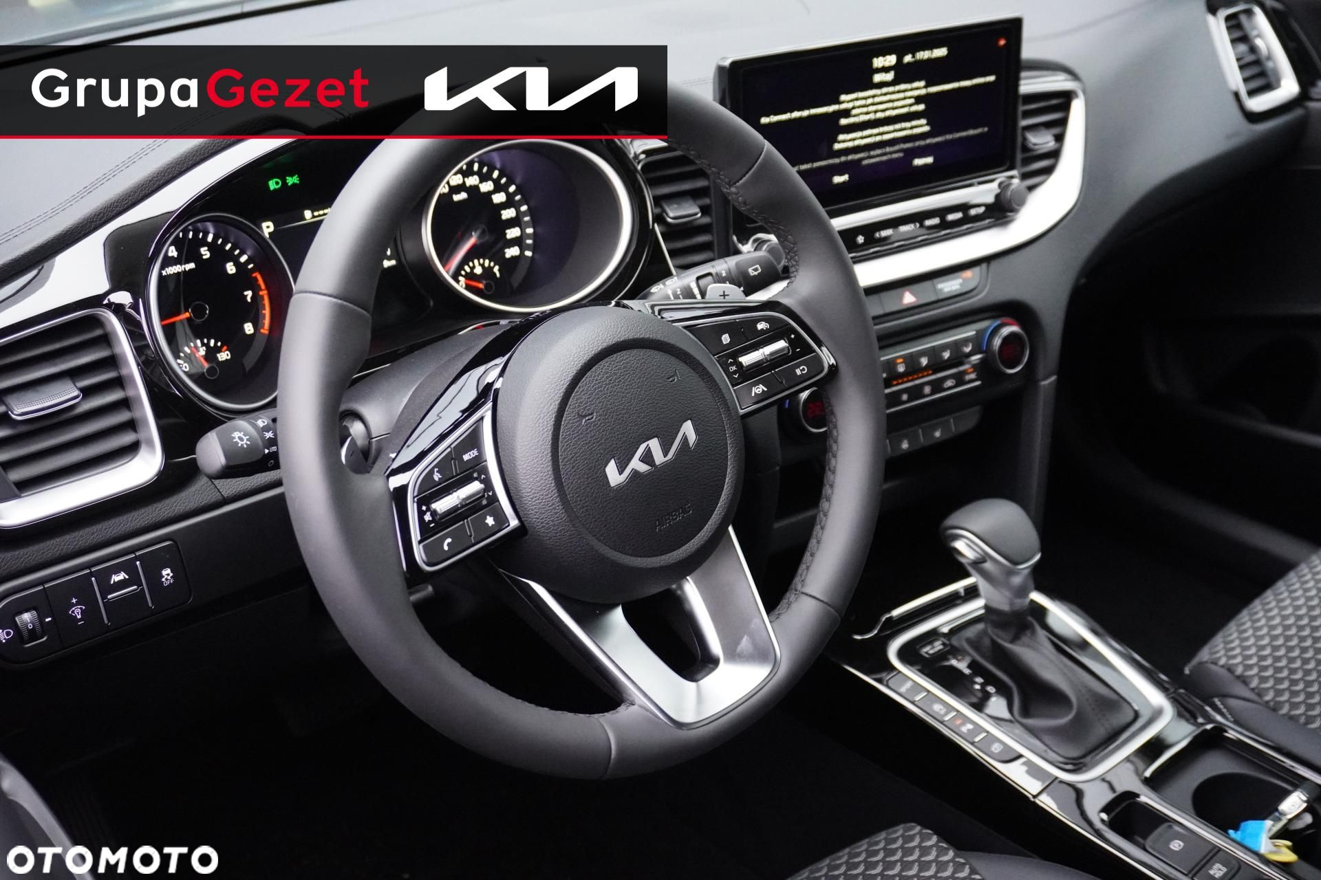 Kia Ceed - 4