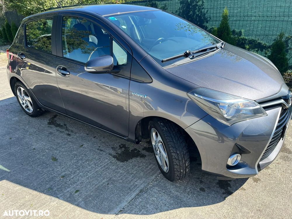 Toyota Yaris ver-1-5-vvt--i-hsd-luna - 2