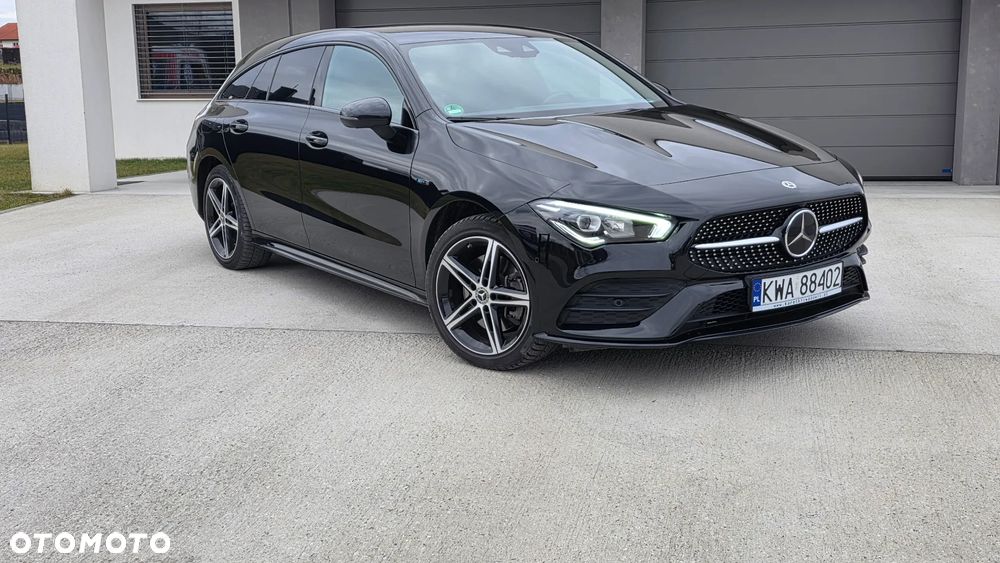 Mercedes-Benz CLA 250 E AMG Line 8G-DCT - 4