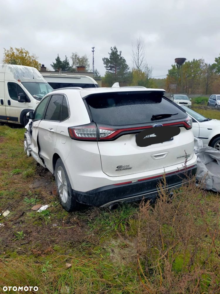 Ford Edge - 2