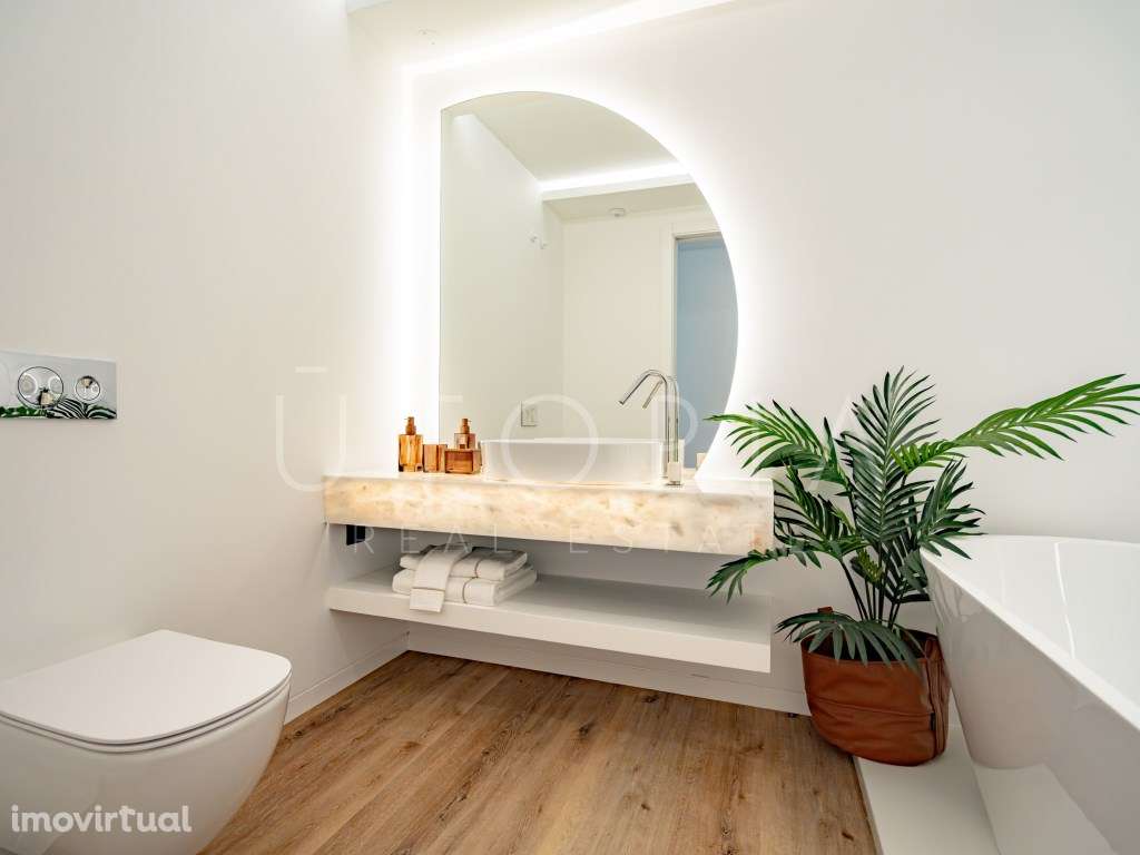 T2 novo com varanda, garagem e piscina - D. João III Prestige Resid... - Grande imagem: 4/15