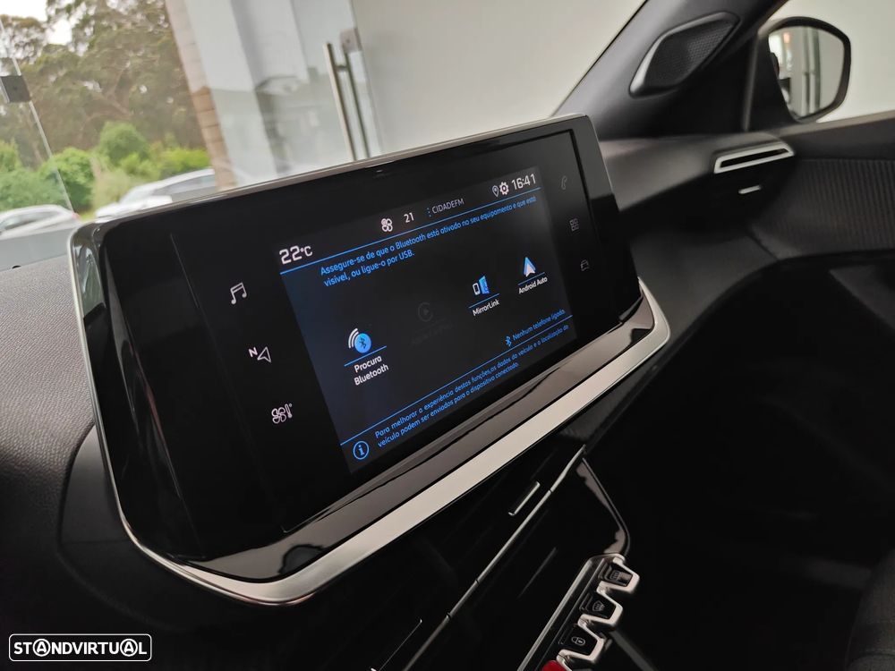 Peugeot 2008 1.2 PureTech Allure - 54