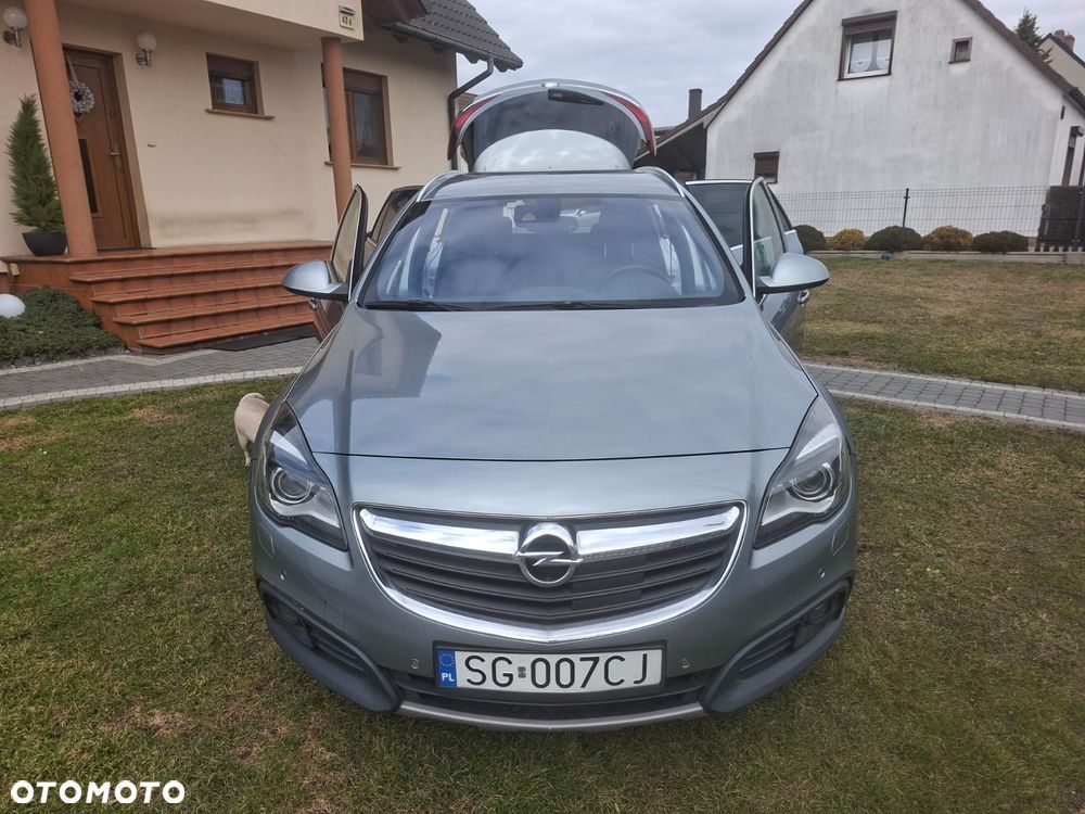 Opel Insignia 2.0 Bi Turbo CDTI 4x4 - 17