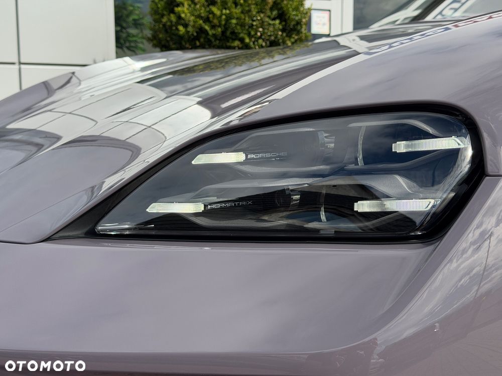 Porsche Taycan 105kWh Performance Plus - 21