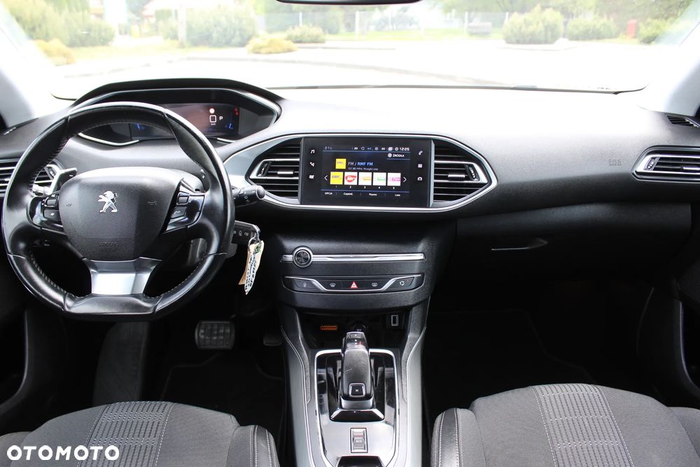 Peugeot 308 BlueHDi 130 EAT8 Stop & Start Allure Pack - 6