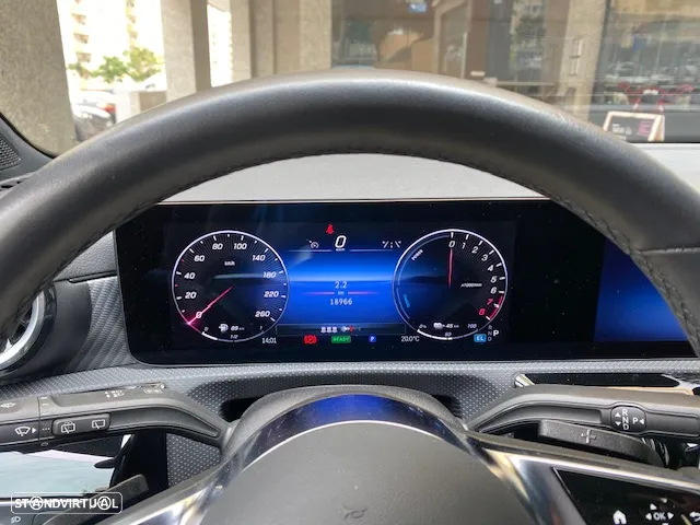 Mercedes-Benz A 250 e - 4