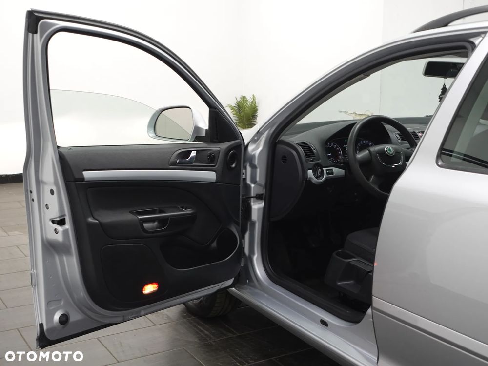 Skoda Octavia 1.6 TDI DPF Classic - 19