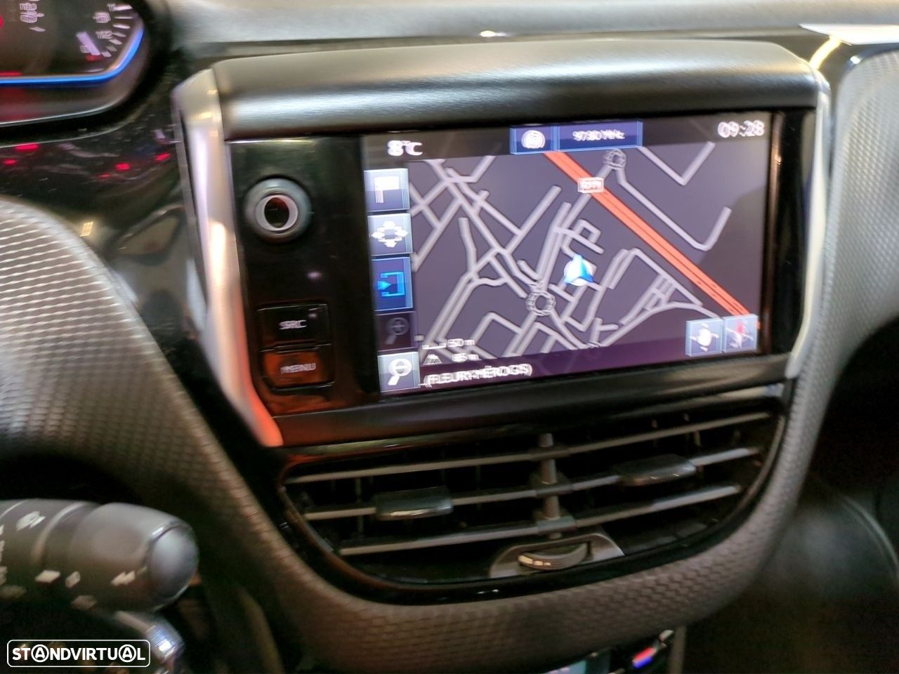 Peugeot 2008 1.2 PureTech Crossway - 9