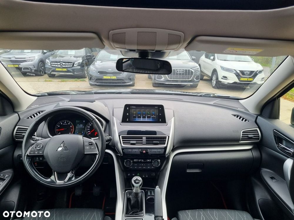 Mitsubishi Eclipse Cross 1.5 T Invite Plus - 14