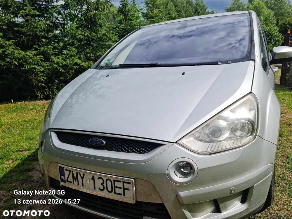 Ford S-Max - 12