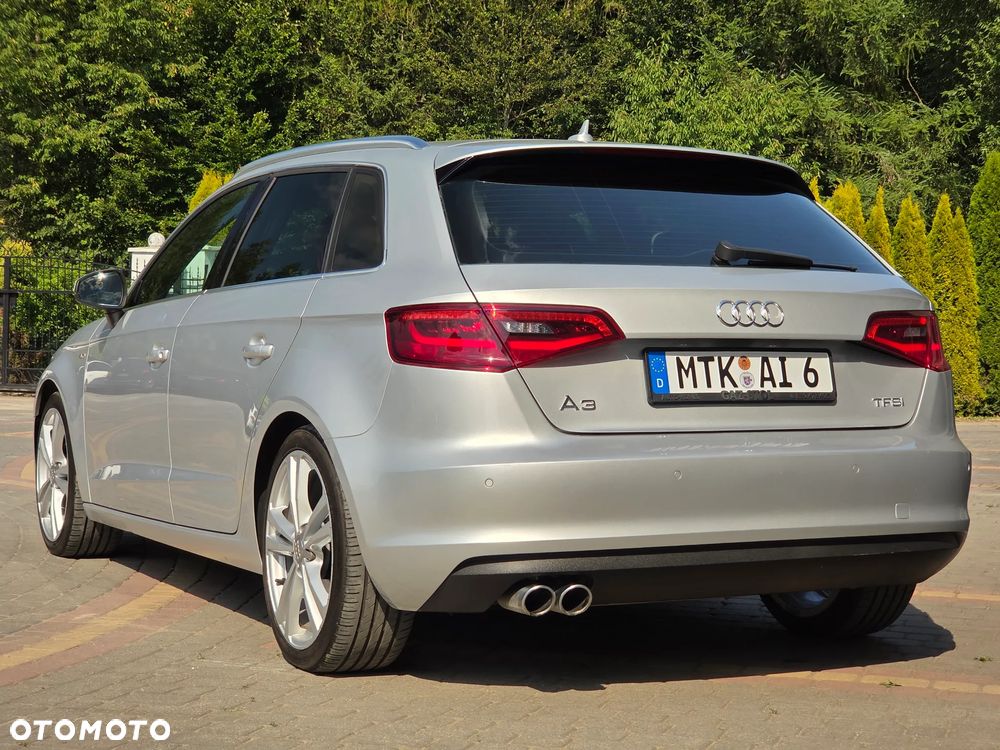 Audi A3 Sportback 1.4 TFSI S line Sportpaket - 12