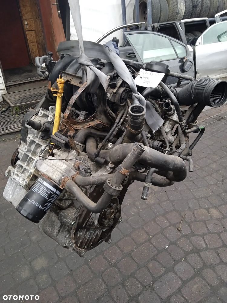 SILNIK AUDI A3 8L BORA GOLF IV 1.6 8V AUU - 2