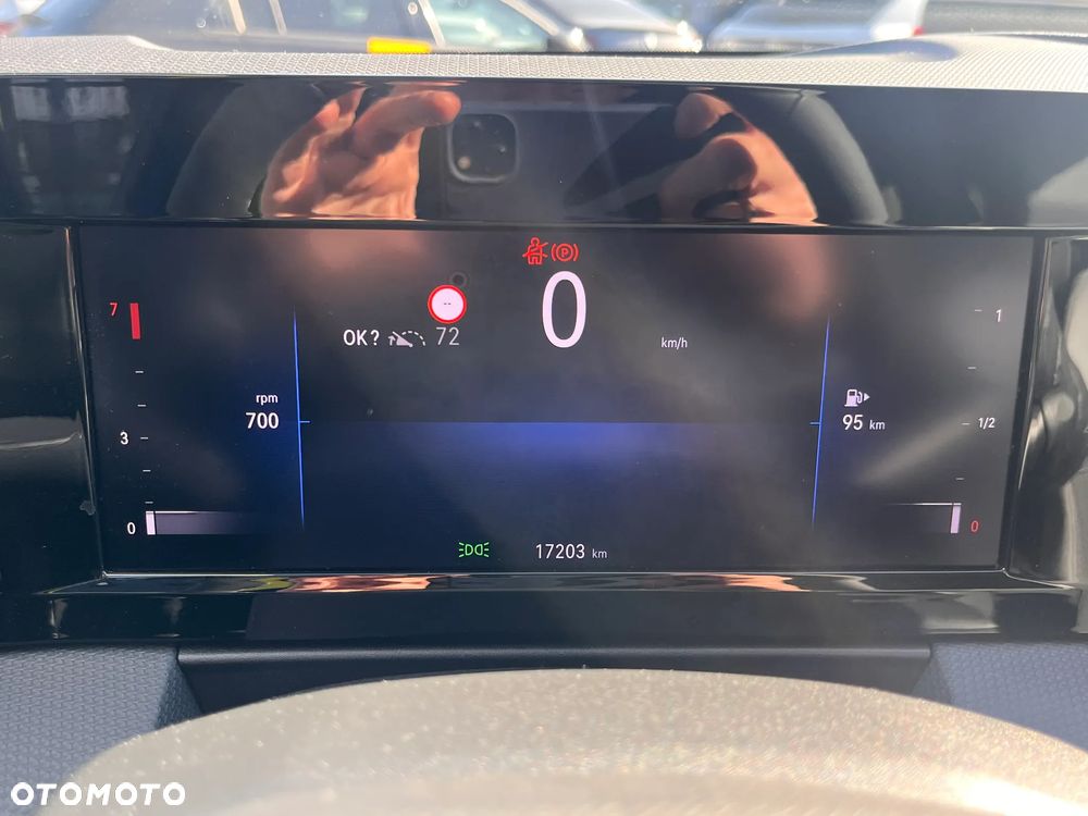 Opel Astra 1.2 T Edition S&S - 13