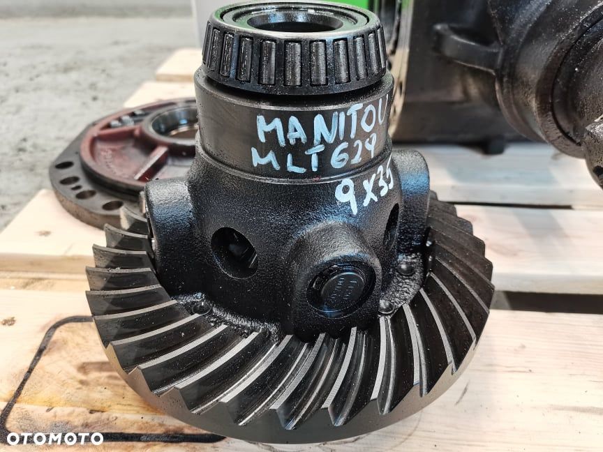 Atak Manitou MT 732 {Spicer 212426-001} - 3