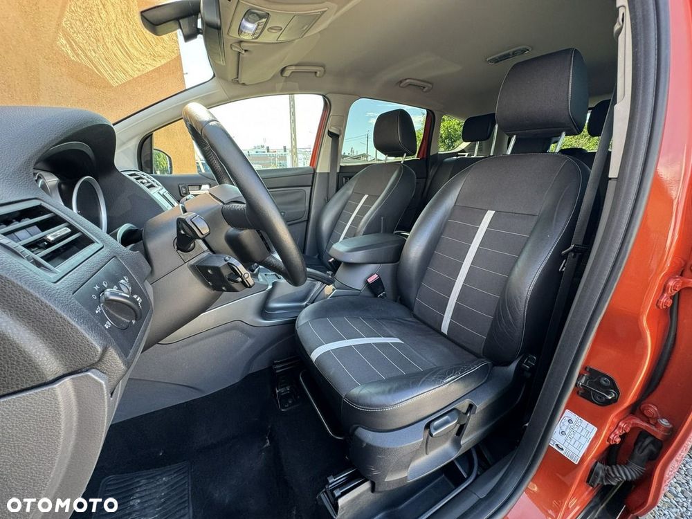 Ford Kuga - 17