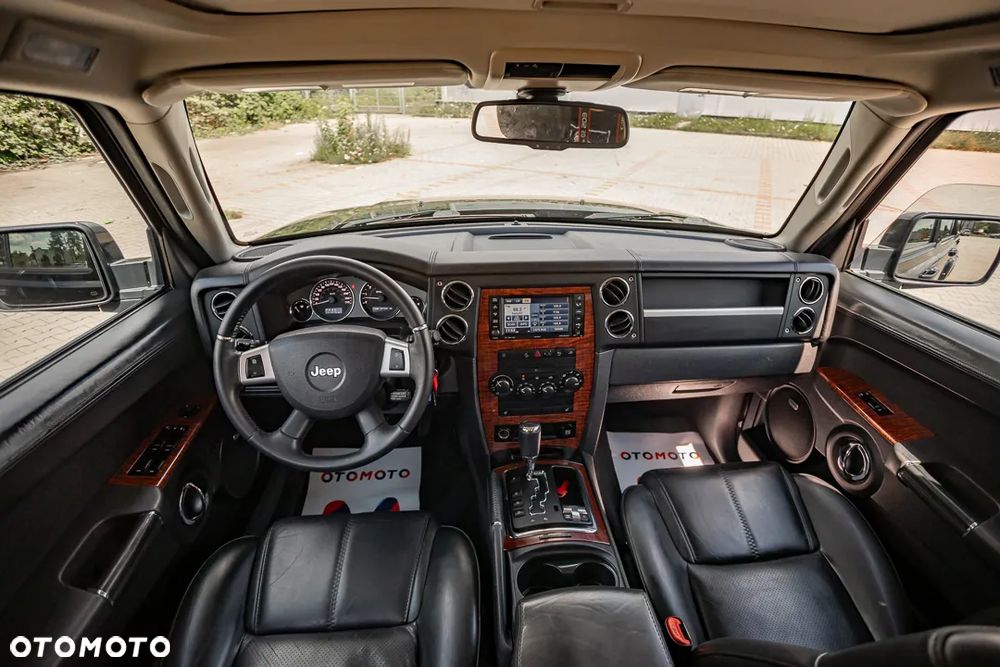 Jeep Commander 3.0 CRD Limited - 36