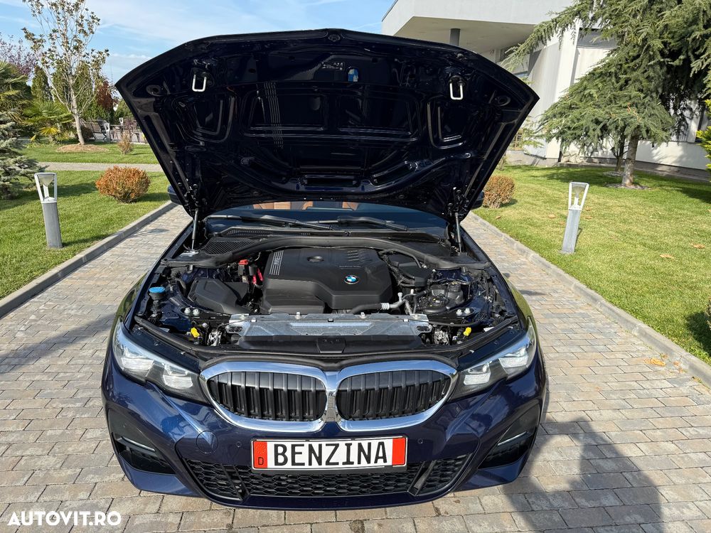 BMW Seria 3 330i AT - 19
