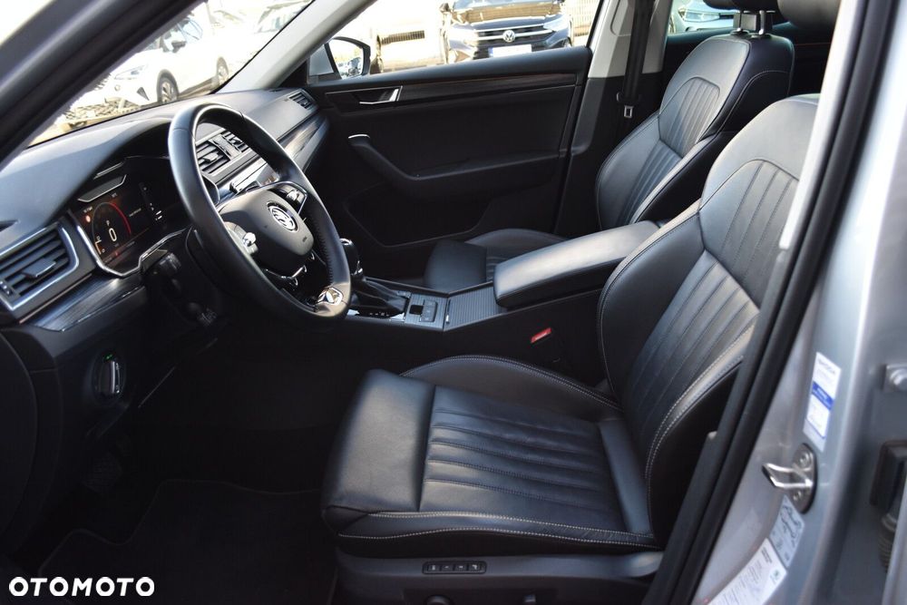 Skoda Superb 2.0 TDI SCR 4x4 Style DSG - 26
