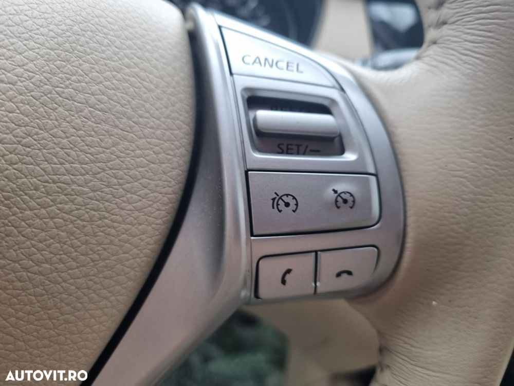 Nissan X-Trail 1.6L dCI Start/Stop Tekna - 19