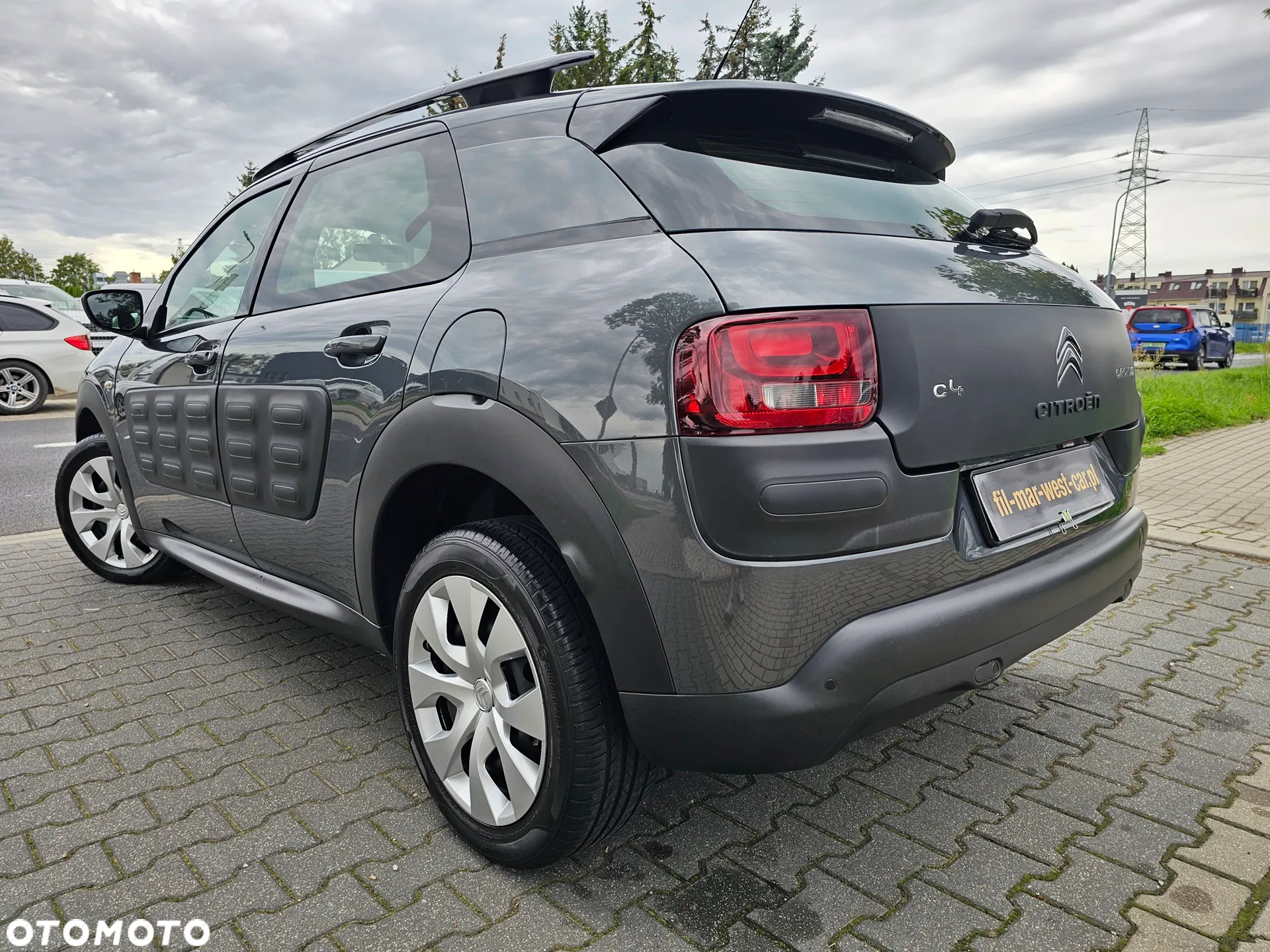 Citroën C4 Cactus 1.2 PureTech Live S&S - 11