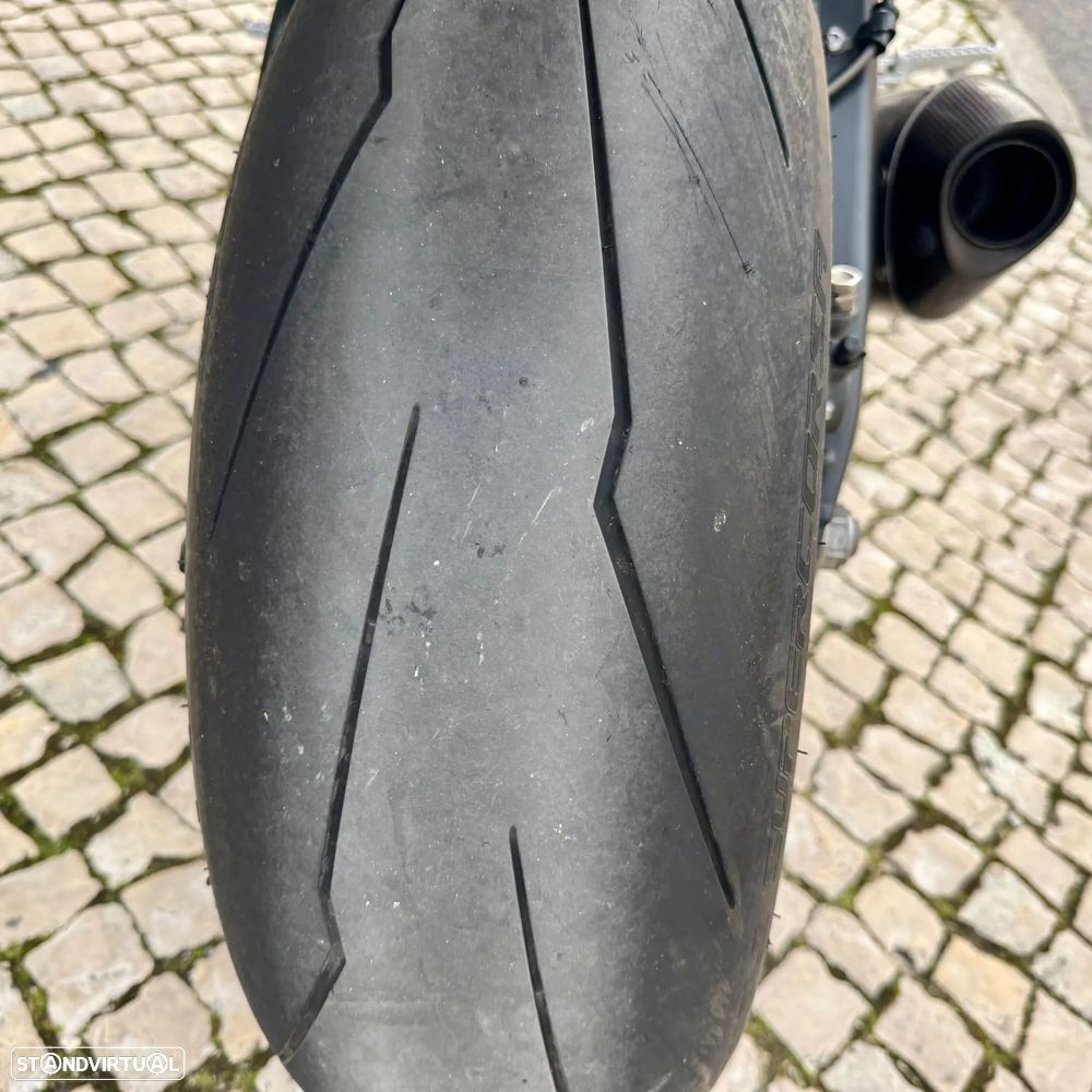 Honda CBR 1000 RR - 13