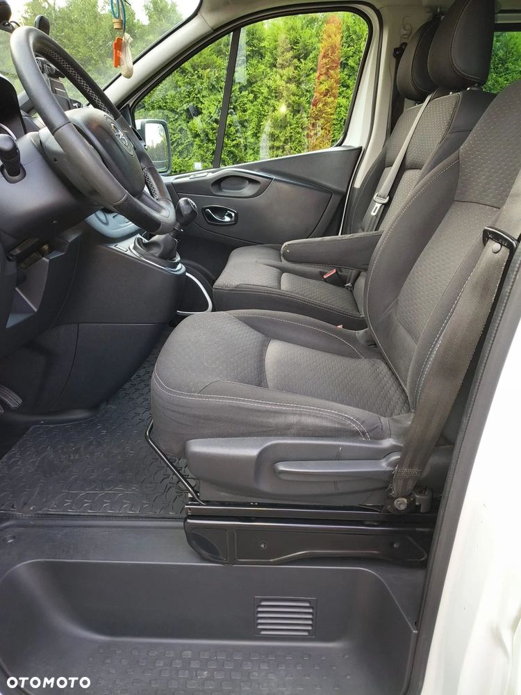 Opel Vivaro L2H1 2.9t Sport - 20