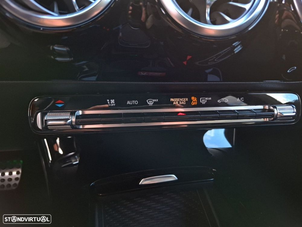 Mercedes-Benz CLA 200 d Shooting Brake AMG Line Aut. - 21