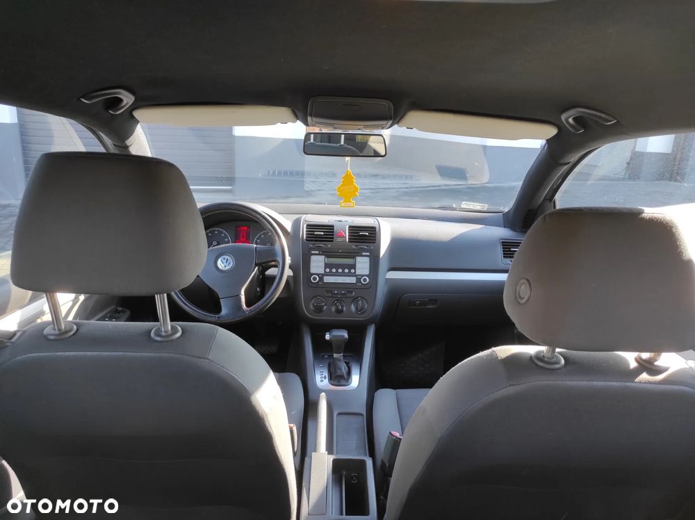 Volkswagen Golf V 2.5 - 13