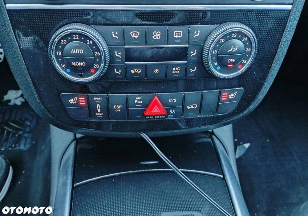 Mercedes-Benz Klasa R - 17