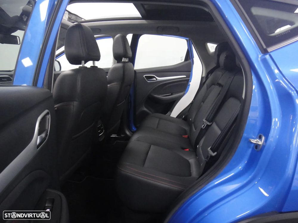 MG ZS Standard Luxury - 19