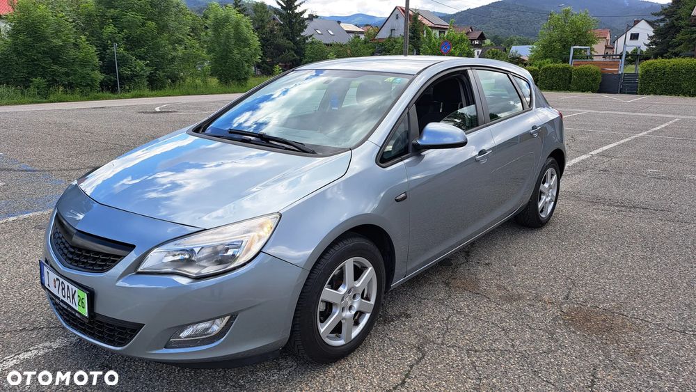 Opel Astra 1.4 T Cosmo - 1