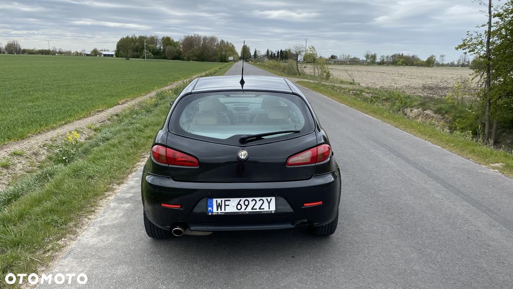 Alfa Romeo 147 1.9 JTD 16V Progression - 9