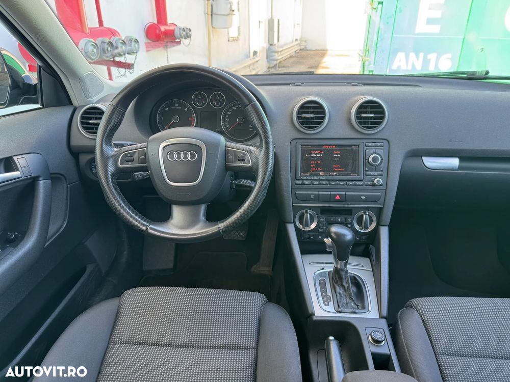 Audi A3 Sportback 2.0 TDI DPF S tronic Attraction - 13