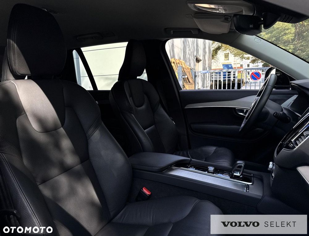 Volvo XC 90 - 29