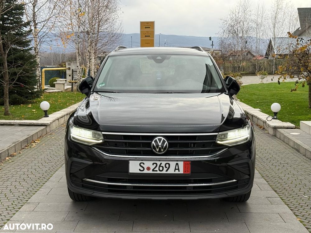 Volkswagen Tiguan - 31
